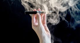 E cigarettes Unstandardized under regulated under studied