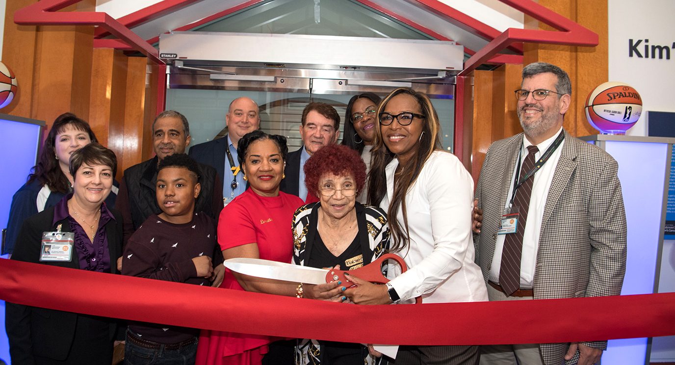 A ribbon-cutting ceremony for the redesigned Kim’s Place included the late basketball player’s friends, family, Houston Comets teammates and coach, and representatives of MD Anderson Children’s Cancer Hospital. 